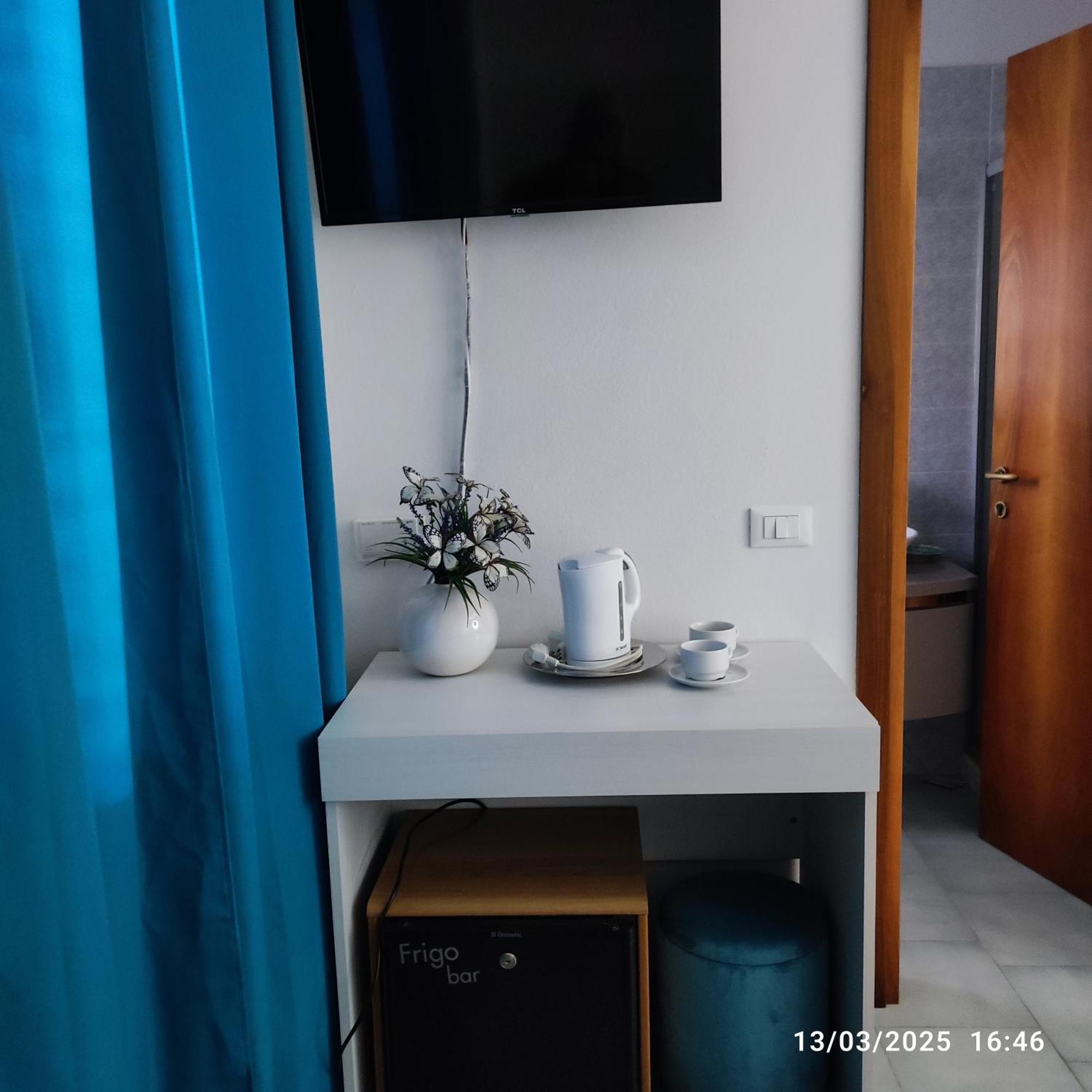 Casapatrizia B&B Сирмионе Экстерьер фото