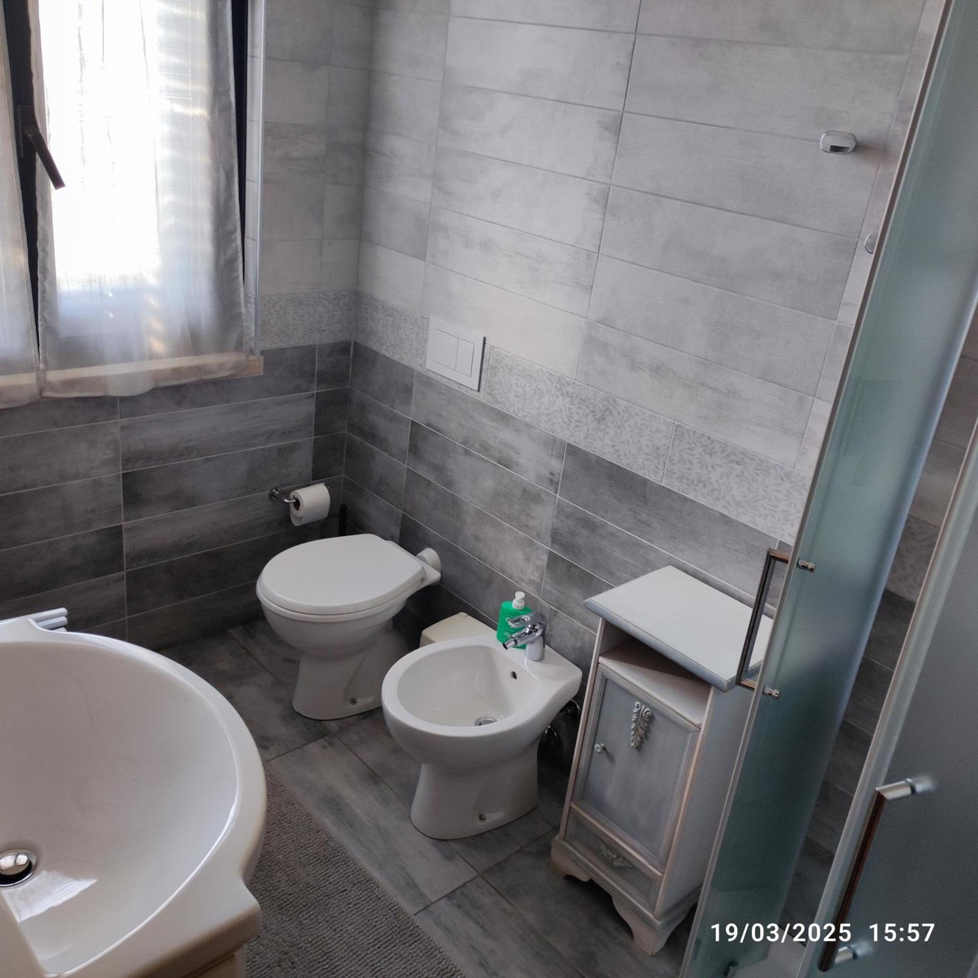 Casapatrizia B&B Сирмионе Номер фото