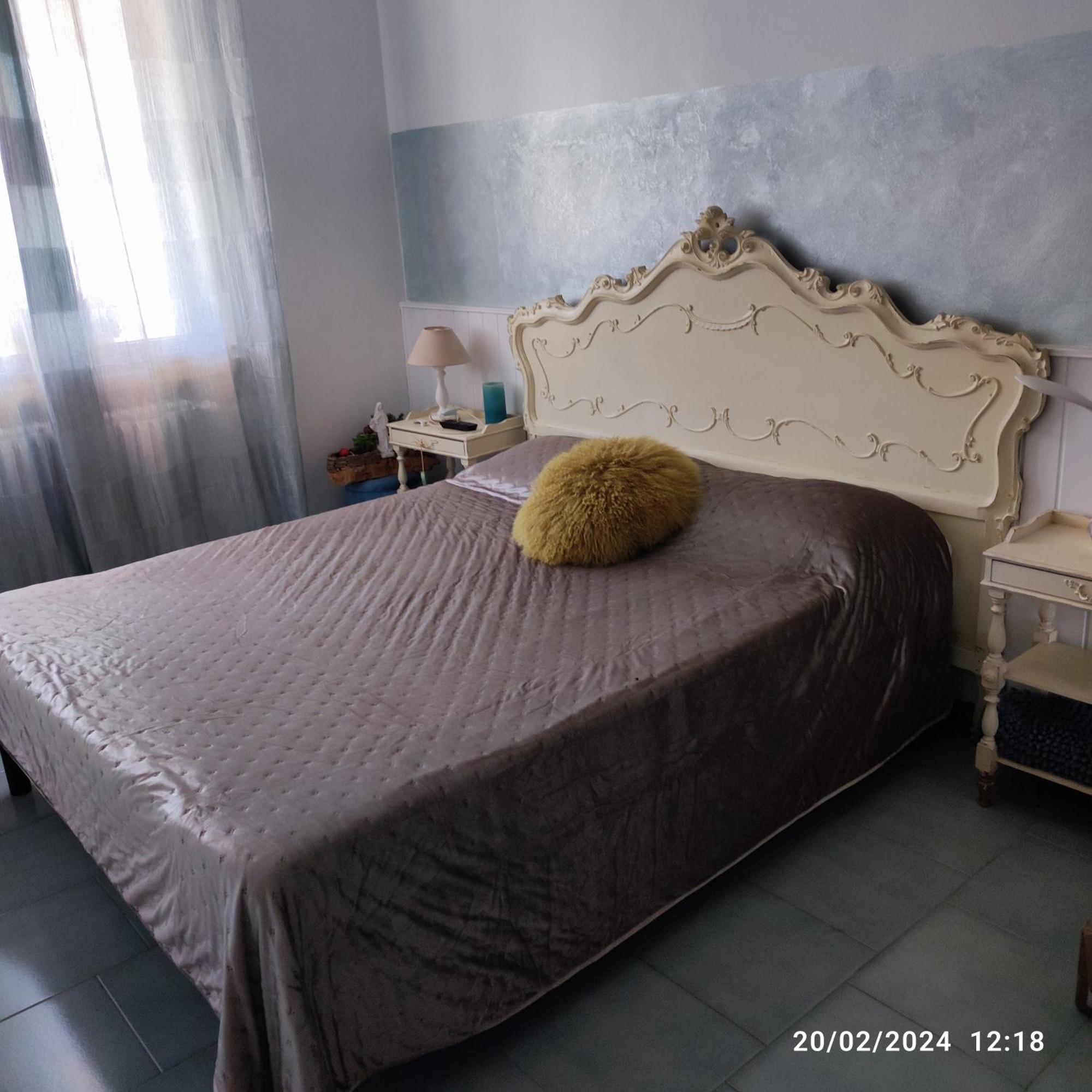 Casapatrizia B&B Сирмионе Экстерьер фото