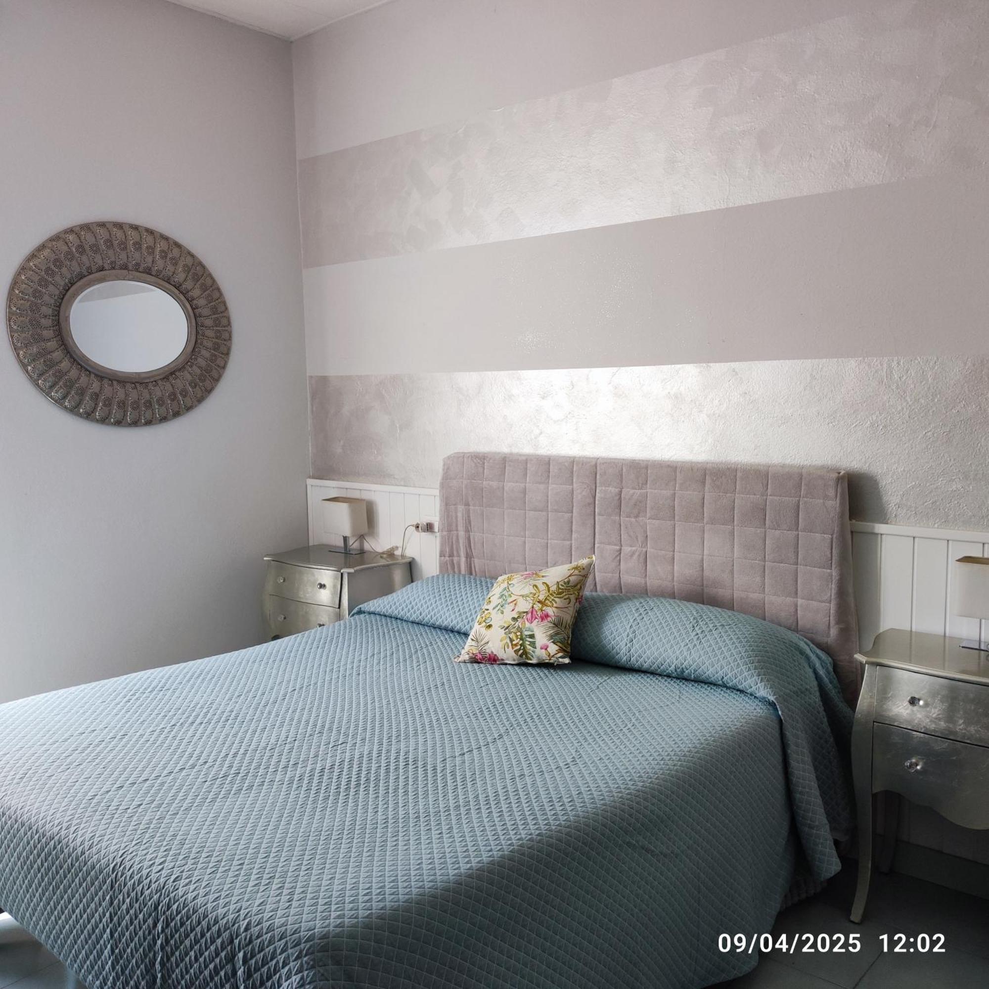 Casapatrizia B&B Сирмионе Экстерьер фото